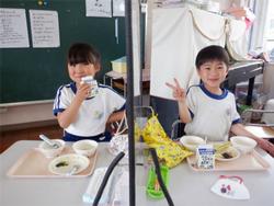 給食の様子
