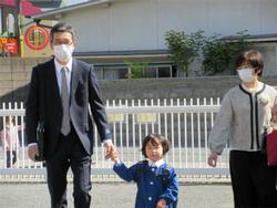 幼稚園へやって来ました