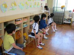 友だちの表現をよく見ています