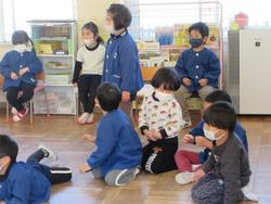 みんなで表現遊び