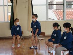 一人一人名前を呼ばれて