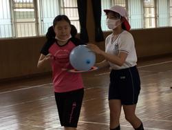 風船リレーの様子