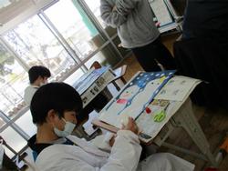 かざりをつけている様子