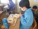 給食の様子