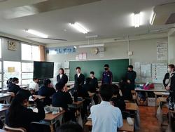 自己紹介をする