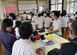家庭科の様子